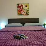 Casa Lucrezia B&B 시클리