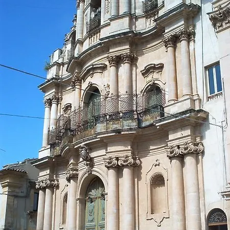 Panzió Casa Lucrezia *