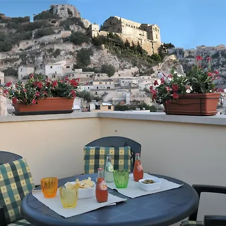 Panzió Casa Lucrezia *